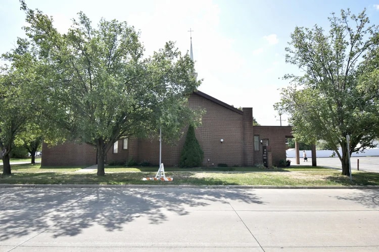 24105 Hass St, Dearborn Heights, MI for sale - Building Photo - Image 3 of 16