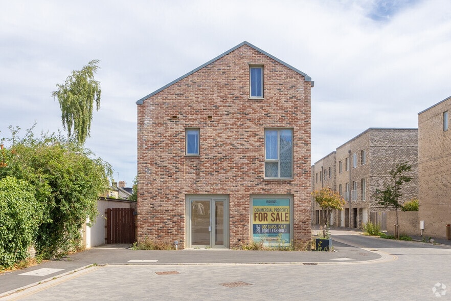 25 Headly St, Cambridge for sale - Building Photo - Image 2 of 2