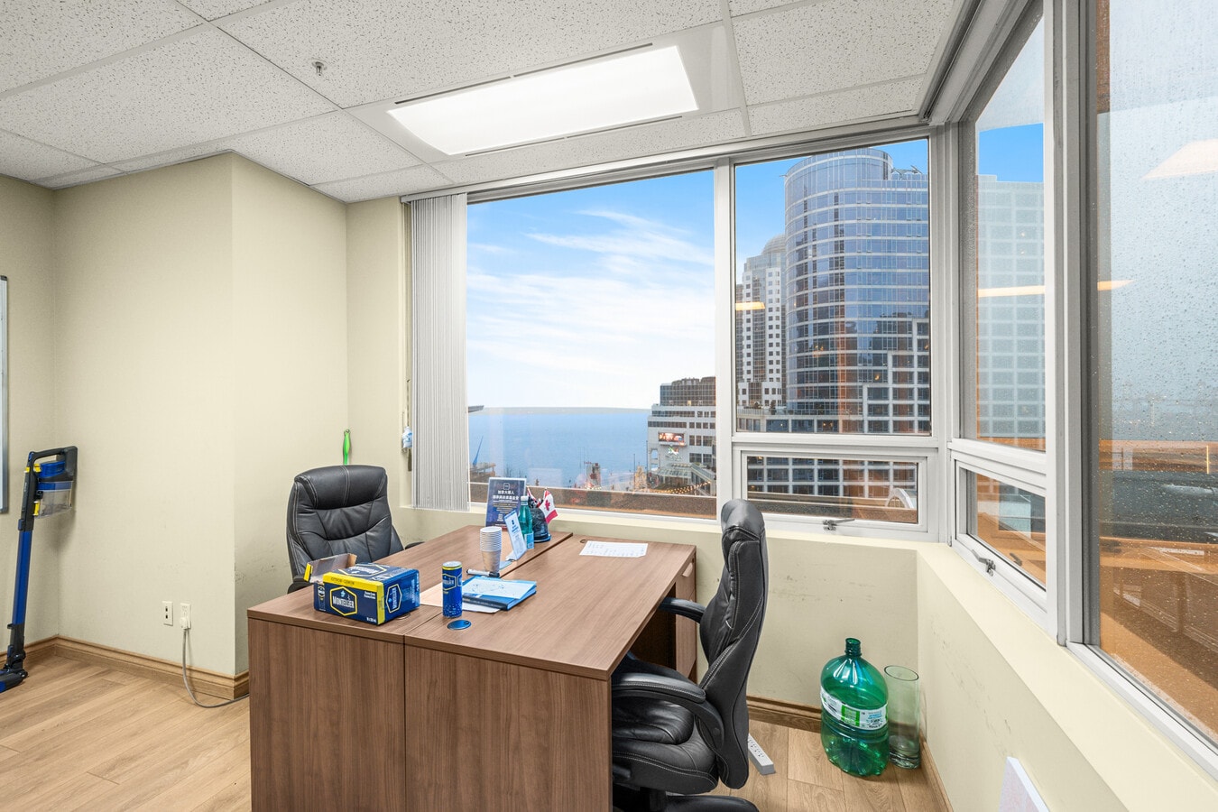837 Hastings St W, Vancouver, BC V6C 1B6 - Unité 614 - - Photo intérieure - Image 2 of 6