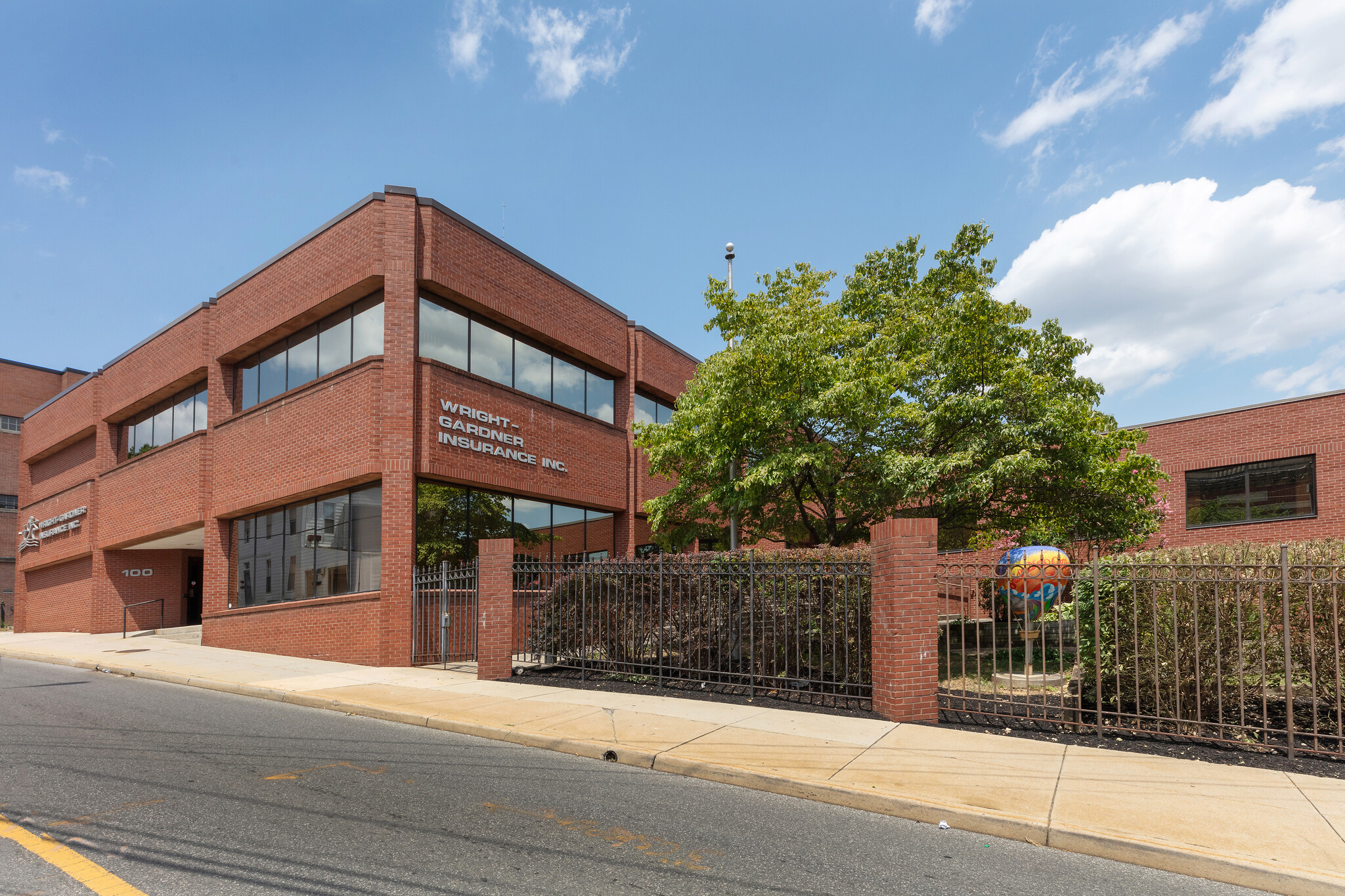 100 W Antietam St, Hagerstown, MD for sale Primary Photo- Image 1 of 63