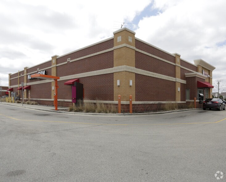 239-253 S Weber Rd, Romeoville, IL for sale - Building Photo - Image 3 of 9