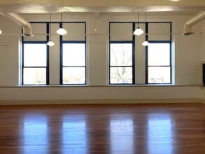 151 Main St, Wadsworth, OH à louer Photo intérieure- Image 2 de 5