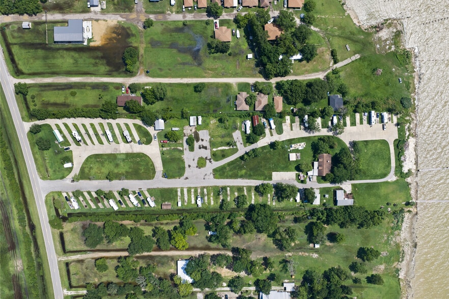 9218 FM 2354 Rd, Baytown, TX for sale - Building Photo - Image 2 of 9
