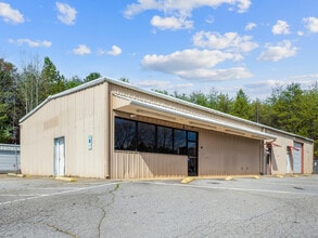 82 Old Mars Hill Hwy, Weaverville, NC for lease Interior Photo- Image 2 of 30