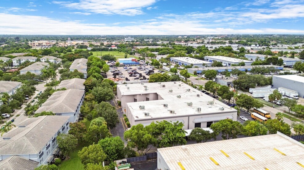 3698 NW 15th St, Lauderhill, FL for sale - Aerial - Image 3 of 10