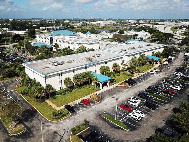 More details for 2051 45th St, West Palm Beach, FL - Office, Medical for Lease
