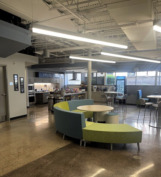 7926 S Platte Canyon Rd, Littleton, CO à vendre - Photo intérieure - Image 2 de 7