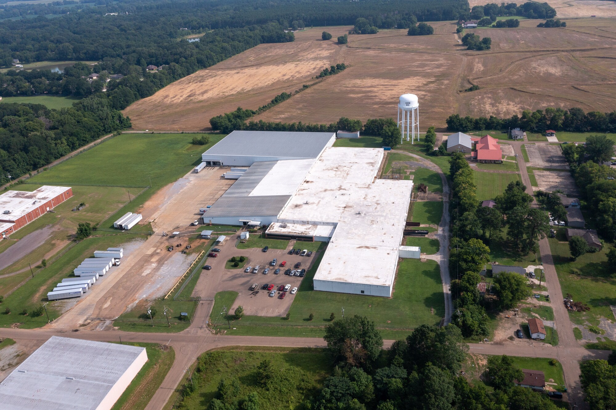 555 Matthews Dr, Canton, MS à vendre Photo principale- Image 1 de 8