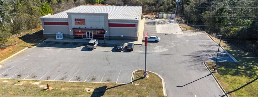 17824 Montgomery Hwy, Highland Home, AL à vendre - Photo du bâtiment - Image 3 de 12
