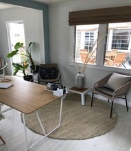 636 N Robertson Blvd, West Hollywood, CA for lease Interior Photo- Image 1 of 4