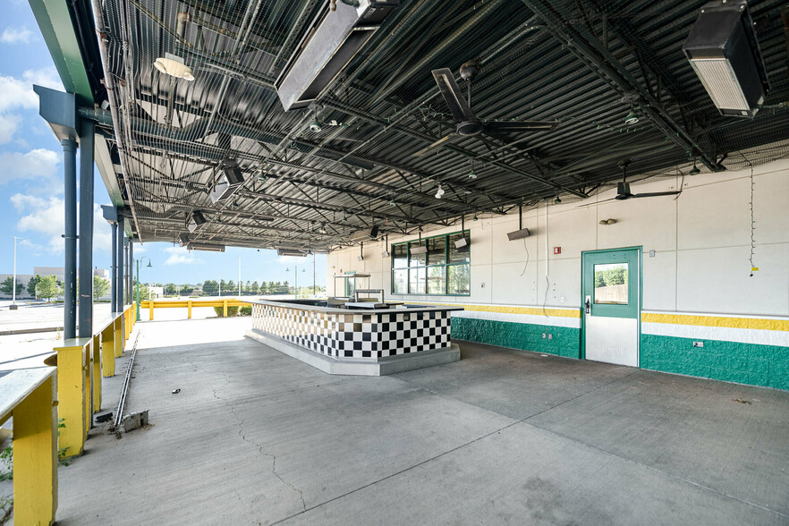 8025 Action Blvd, Florence, KY for lease - Building Photo - Image 2 of 6