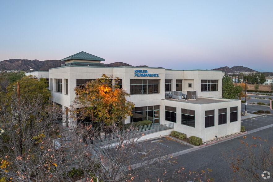 36450 Inland Valley Dr, Wildomar, CA for lease - Building Photo - Image 3 of 6