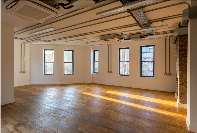 387 Coldharbour Ln, Londres à louer - Photo intérieure - Image 3 de 7