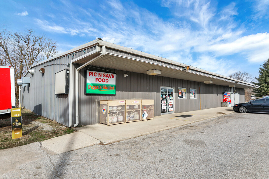 9135 S Mill Rd, Knightstown, IN for sale - Primary Photo - Image 1 of 1