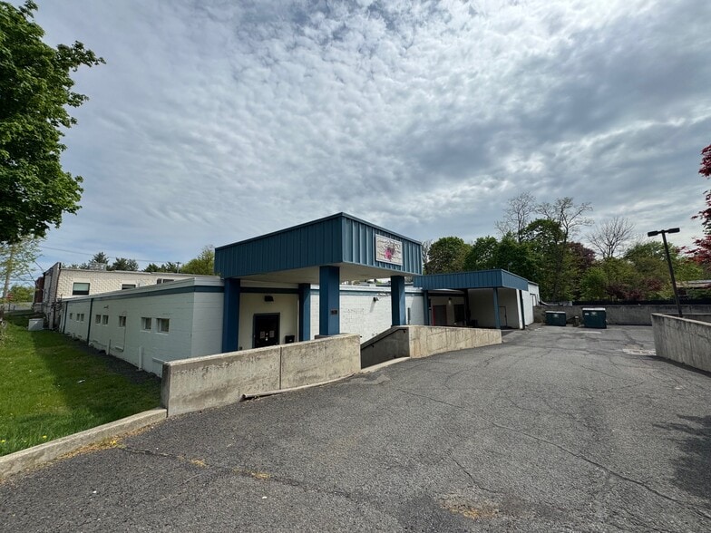 195 Hudson St, Cornwall-on-Hudson, NY for lease - Building Photo - Image 1 of 119