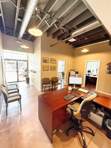 1505 N Lincoln Ave, Loveland, CO à vendre - Photo du bâtiment - Image 2 de 14