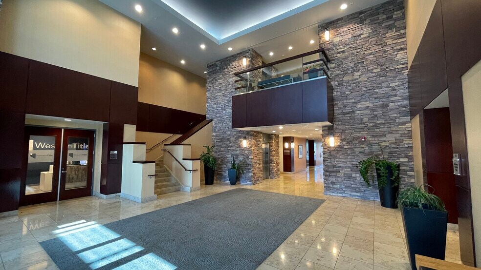 10100 W Charleston Blvd, Las Vegas, NV à vendre - Photo intérieure - Image 3 de 6