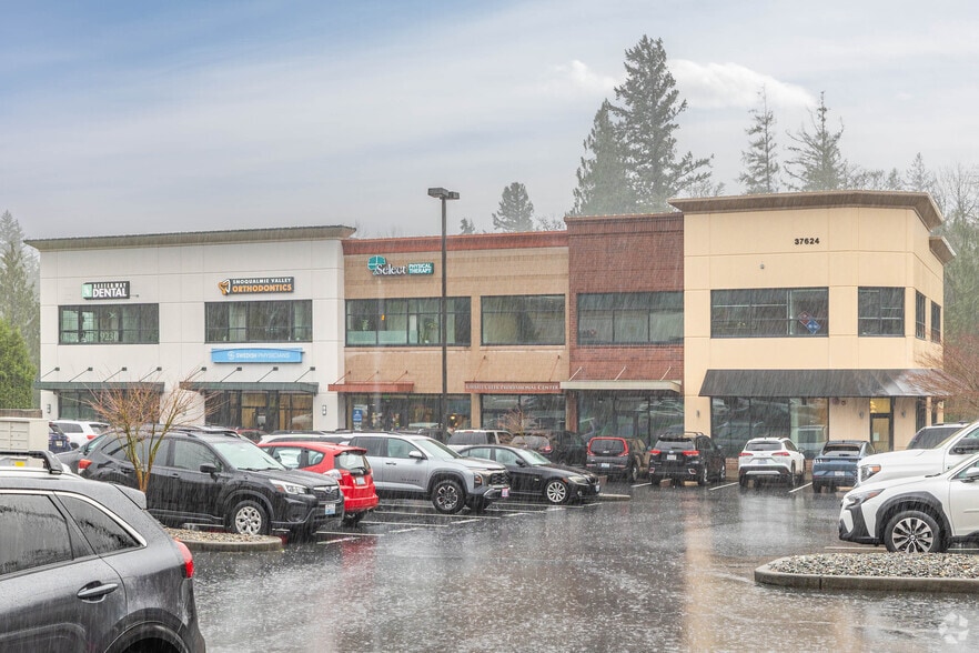37624 Snoqualmie Pky SE, Snoqualmie, WA for lease - Building Photo - Image 2 of 7