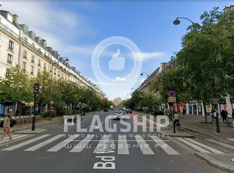 Commerce de détail dans Paris à louer - Photo du bâtiment - Image 2 de 3