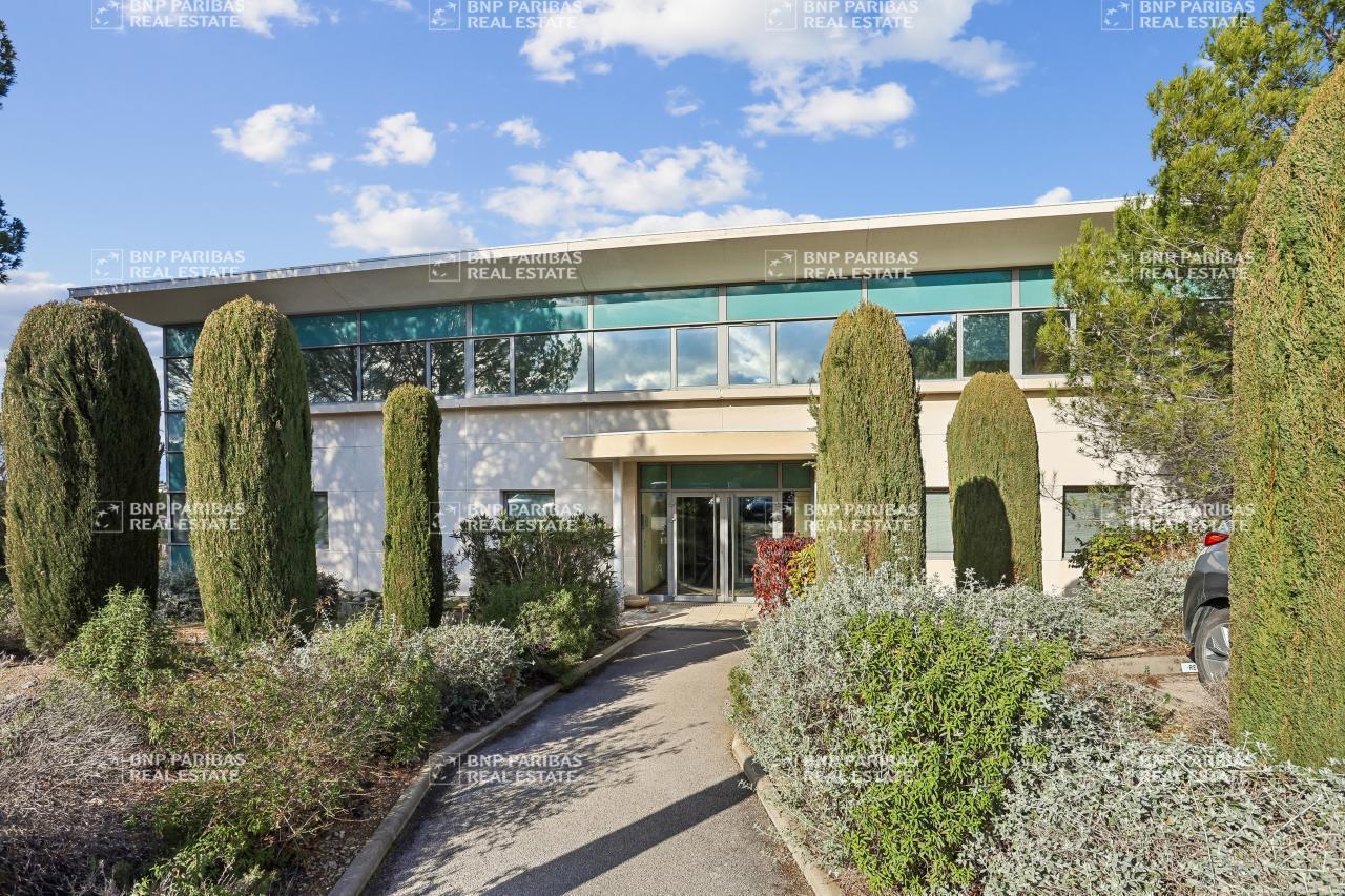 Office in Aix-en-Provence for lease Building Photo- Image 1 of 29