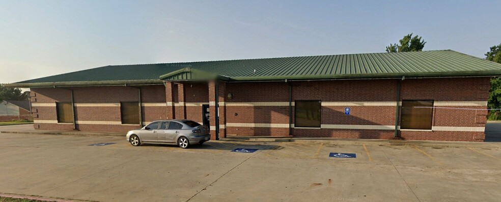 310 E 49th St, Texarkana, AR for sale - Building Photo - Image 2 of 8