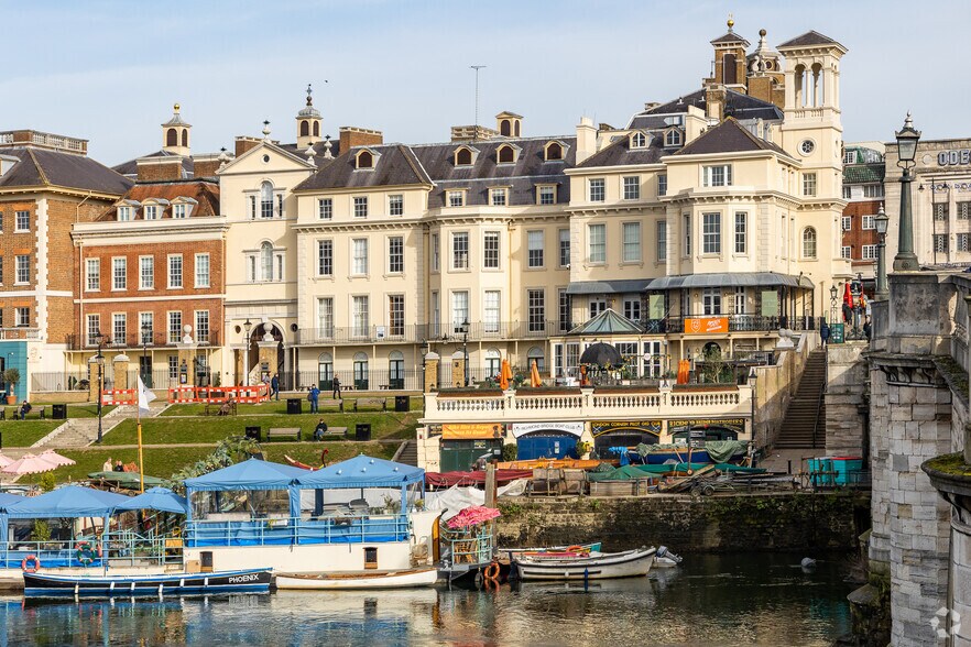 3 Heron Sq, Richmond à louer - Photo principale - Image 1 de 7