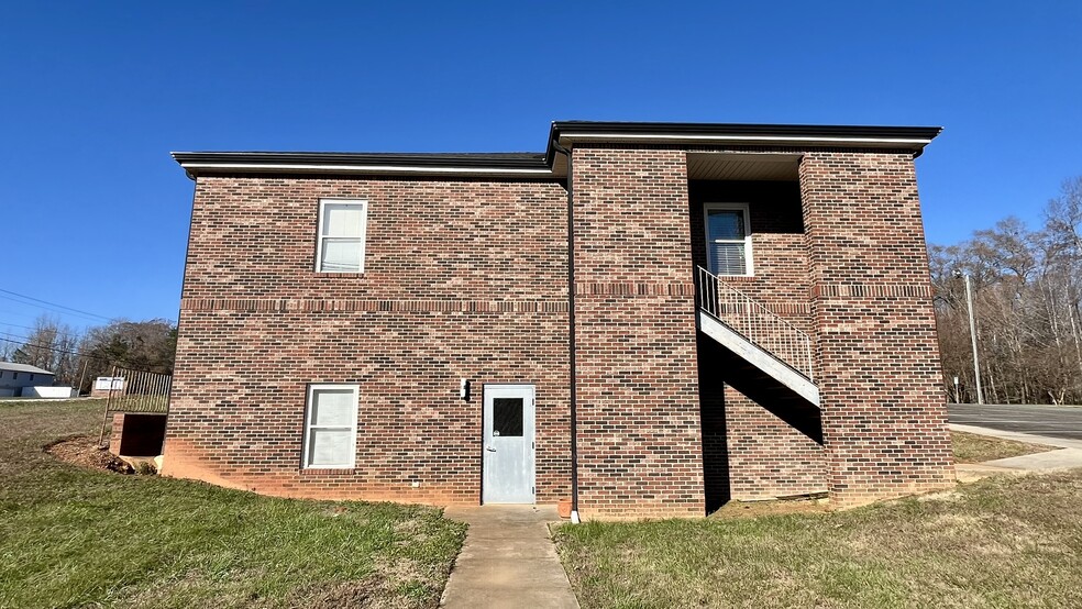 846 Faith Rd, Salisbury, NC for lease - Primary Photo - Image 1 of 17