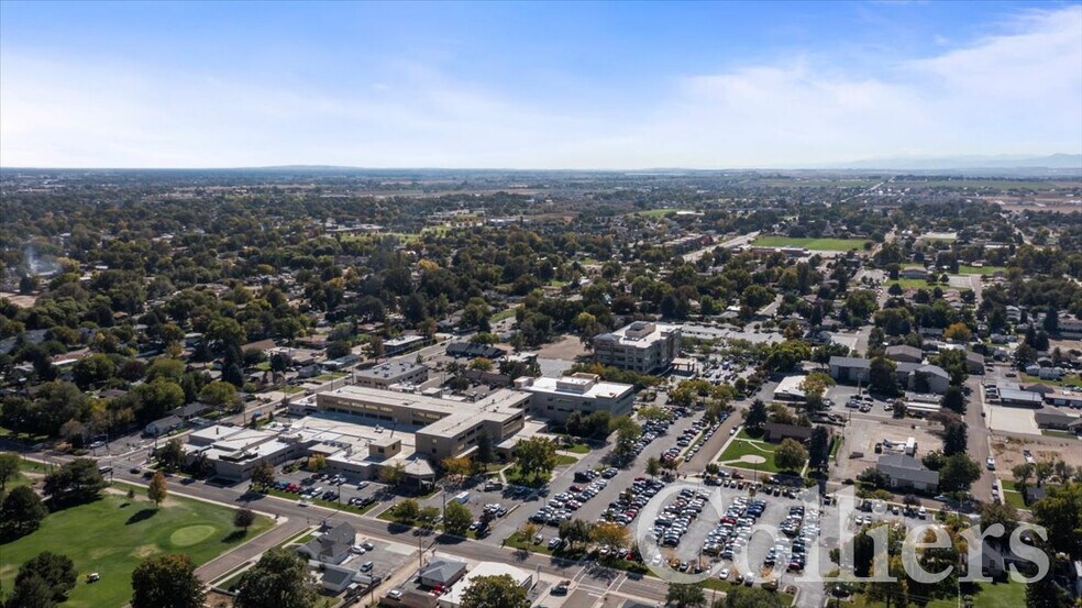 315 E Elm St, Caldwell, ID à louer - Photo du bâtiment - Image 3 de 3