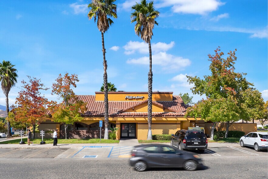 31736 Casino Dr, Lake Elsinore, CA à vendre - Photo du bâtiment - Image 3 de 5