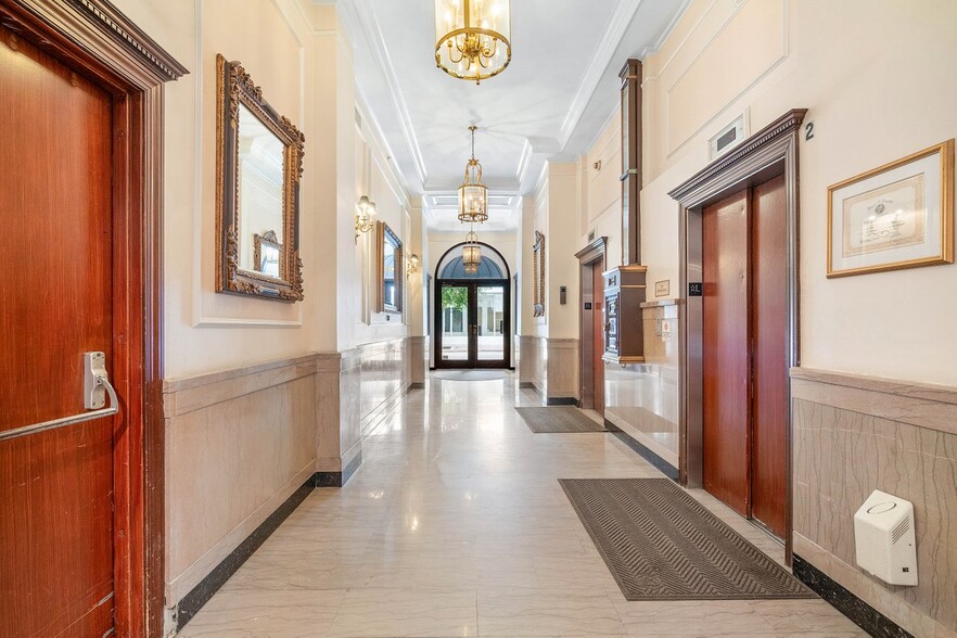 120 S Olive Ave, West Palm Beach, FL for sale - Interior Photo - Image 1 of 14