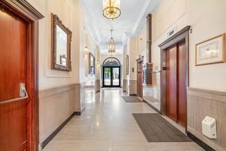 Plus de détails pour 120 S Olive Ave, West Palm Beach, FL - Bureau à vendre