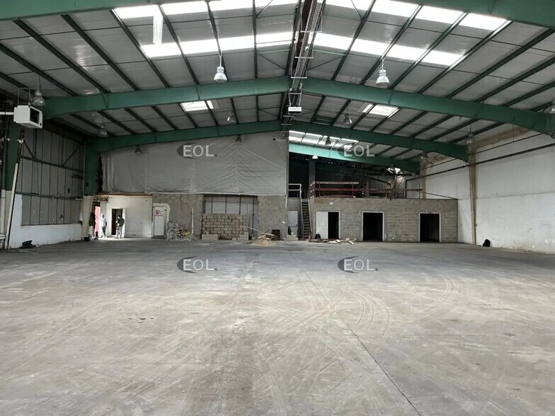Industrial in Argenteuil for lease - Building Photo - Image 2 of 4
