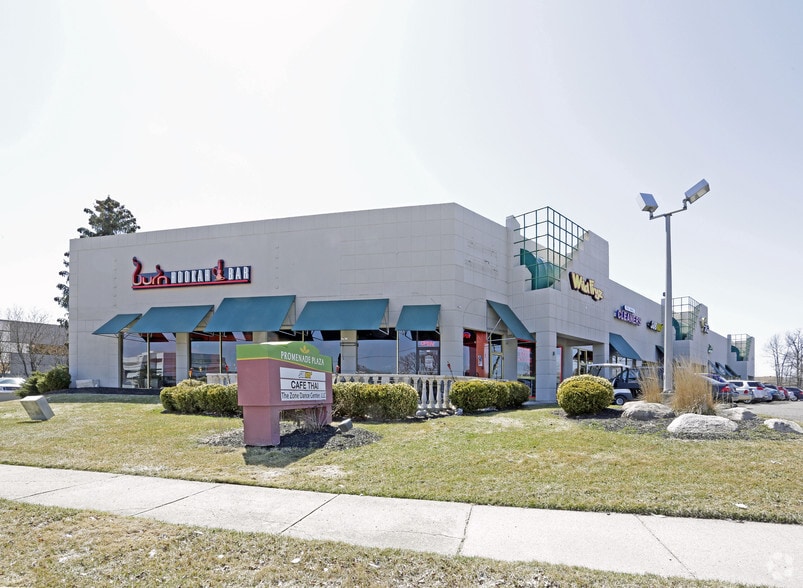 28637-28657 Northwestern Hwy, Southfield, MI for lease - Building Photo - Image 3 of 9