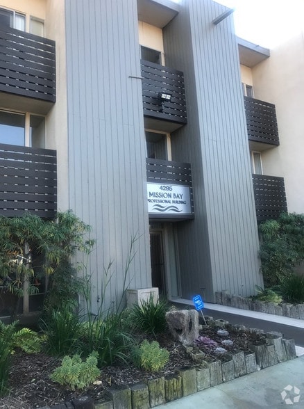 4295 Gesner St, San Diego, CA à louer - Photo du bâtiment - Image 3 de 4