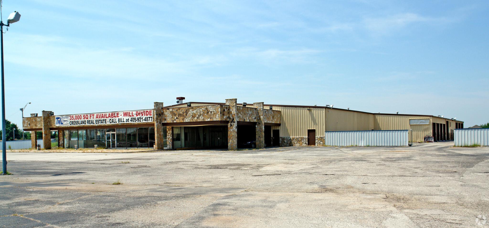 2865 S Shields Blvd, Oklahoma City, OK à vendre Photo principale- Image 1 de 1