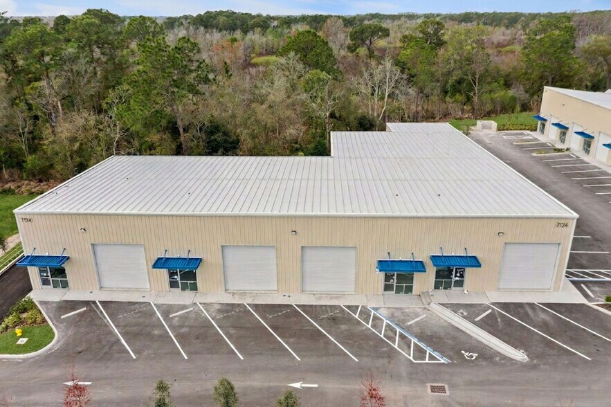 7120 Sampey Rd, Groveland, FL à louer - Photo du bâtiment - Image 2 de 32