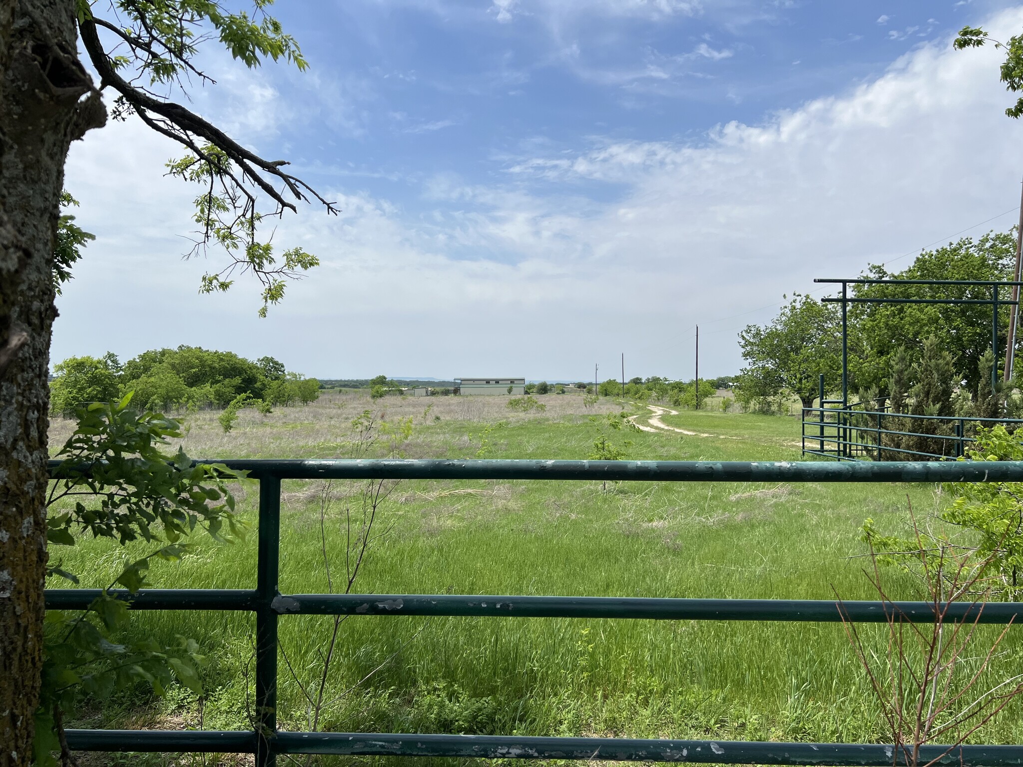 7445 County Road 1232, Godley, TX for sale Primary Photo- Image 1 of 12