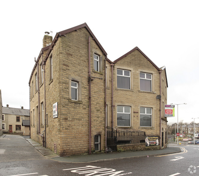 Spring Ln, Colne for lease - Building Photo - Image 3 of 20