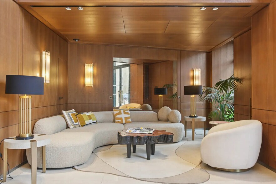 36 Avenue Raymond Poincaré, Paris à louer - Photo du bâtiment - Image 3 de 9