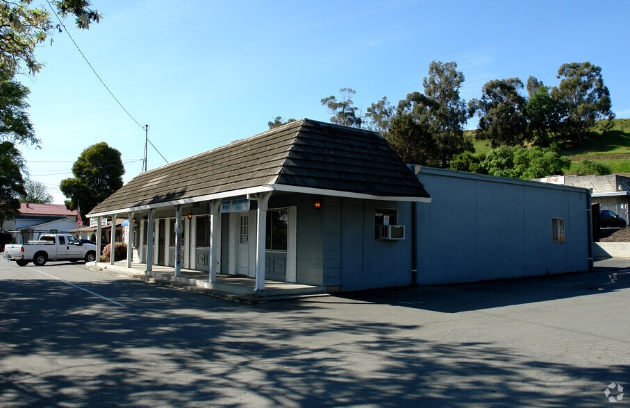 4960 Pacheco Blvd, Martinez, CA à vendre - Photo du bâtiment - Image 3 de 5