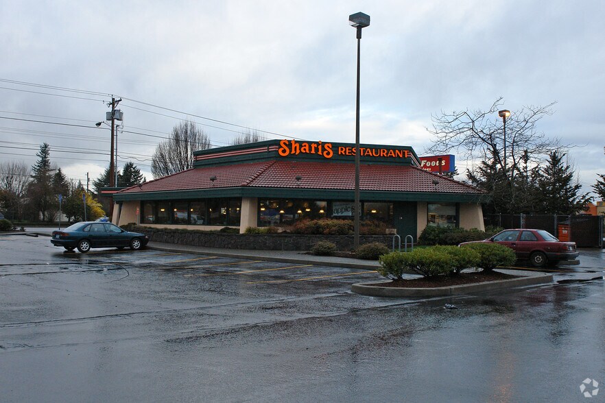 1740-1950 NE 122nd Ave, Portland, OR for lease - Primary Photo - Image 3 of 9
