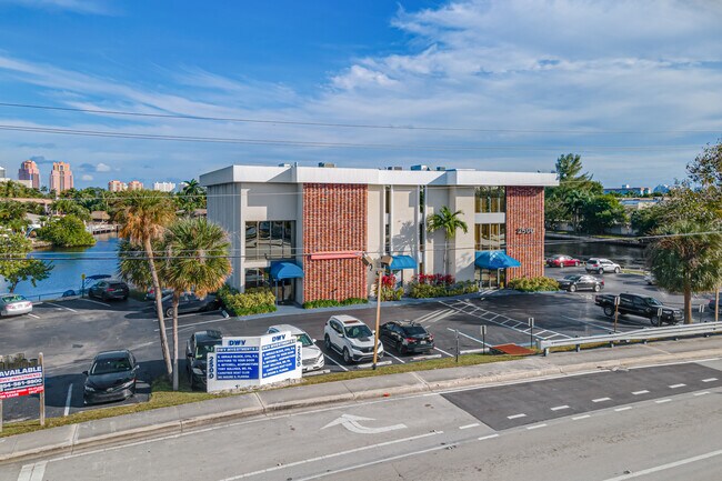 Plus de détails pour 2500 N Federal Hwy, Fort Lauderdale, FL - Bureau à louer