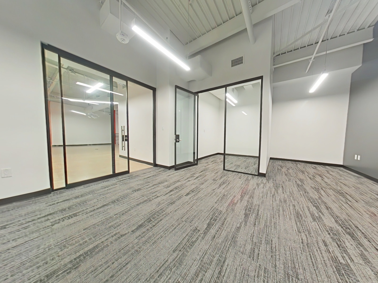 7701 Lemmon Ave, Dallas, TX for lease Interior Photo- Image 1 of 6