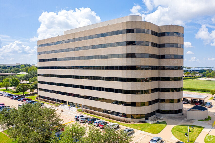 5601 Executive Dr, Irving, TX à louer - Photo du bâtiment - Image 1 de 15
