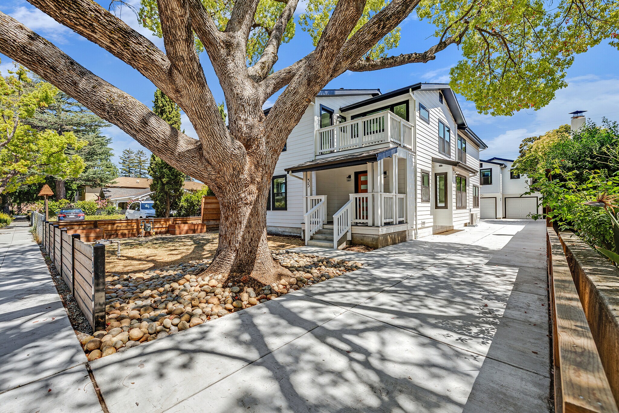 35 Arch St, Redwood City, CA for sale Primary Photo- Image 1 of 1