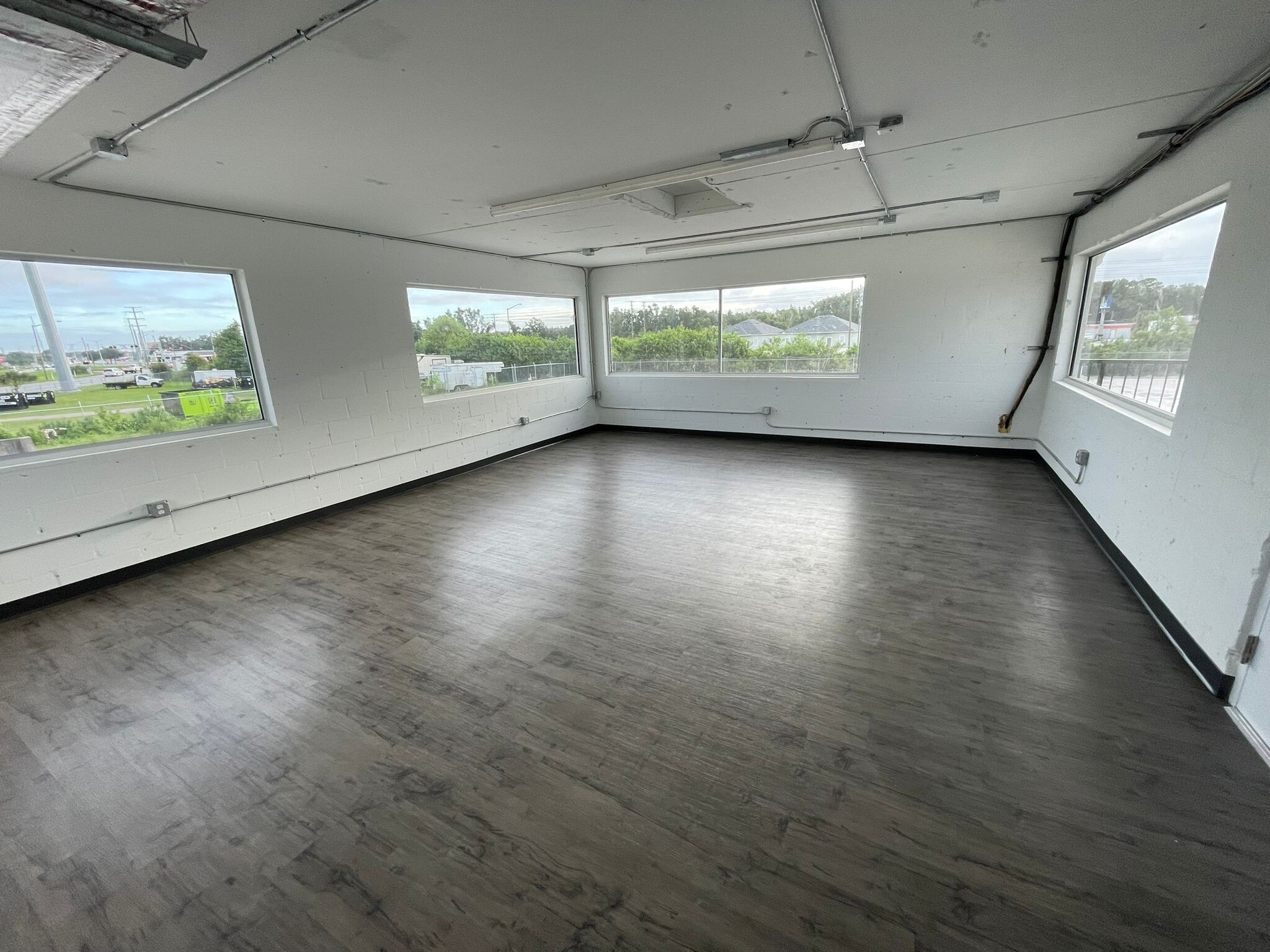 1714 Dale Mabry Hwy, Lutz, FL for lease Interior Photo- Image 1 of 4