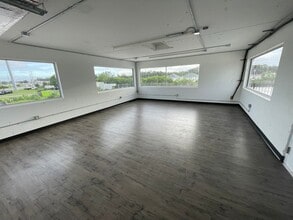 1714 Dale Mabry Hwy, Lutz, FL for lease Interior Photo- Image 1 of 4