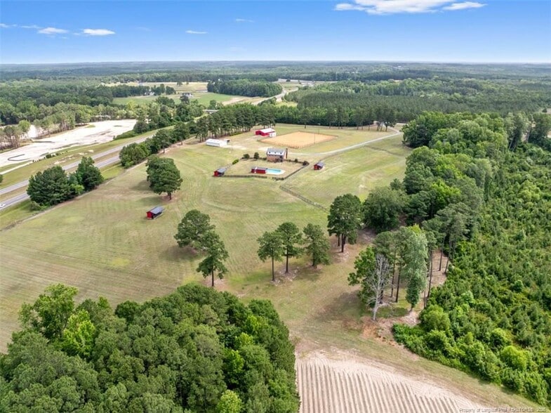 578 Atkins Rd, Cameron, NC for sale - Building Photo - Image 2 of 11
