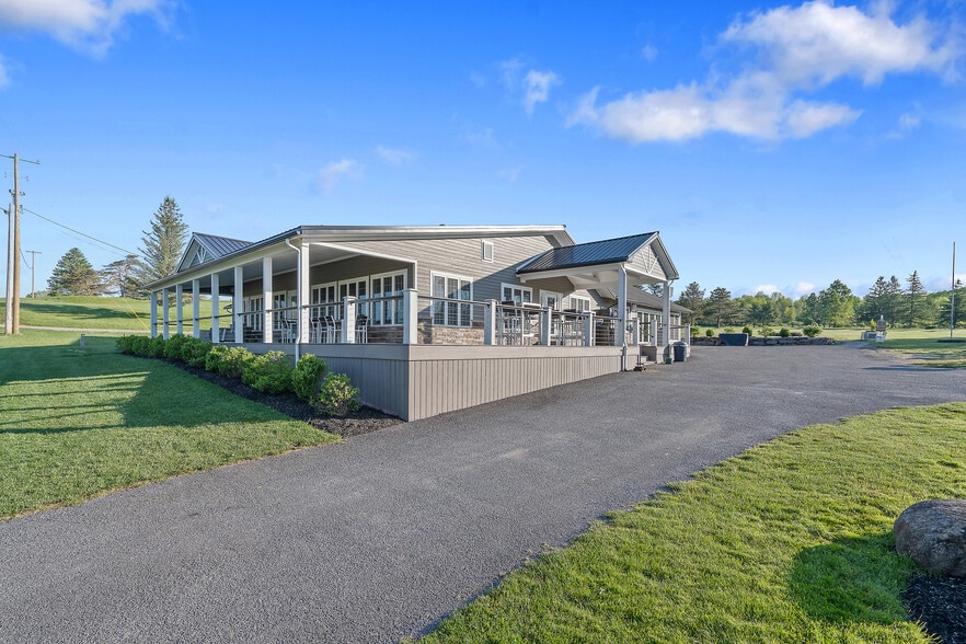 5471 Telephone Rd, Cincinnatus, NY à vendre - Photo du bâtiment - Image 3 de 47