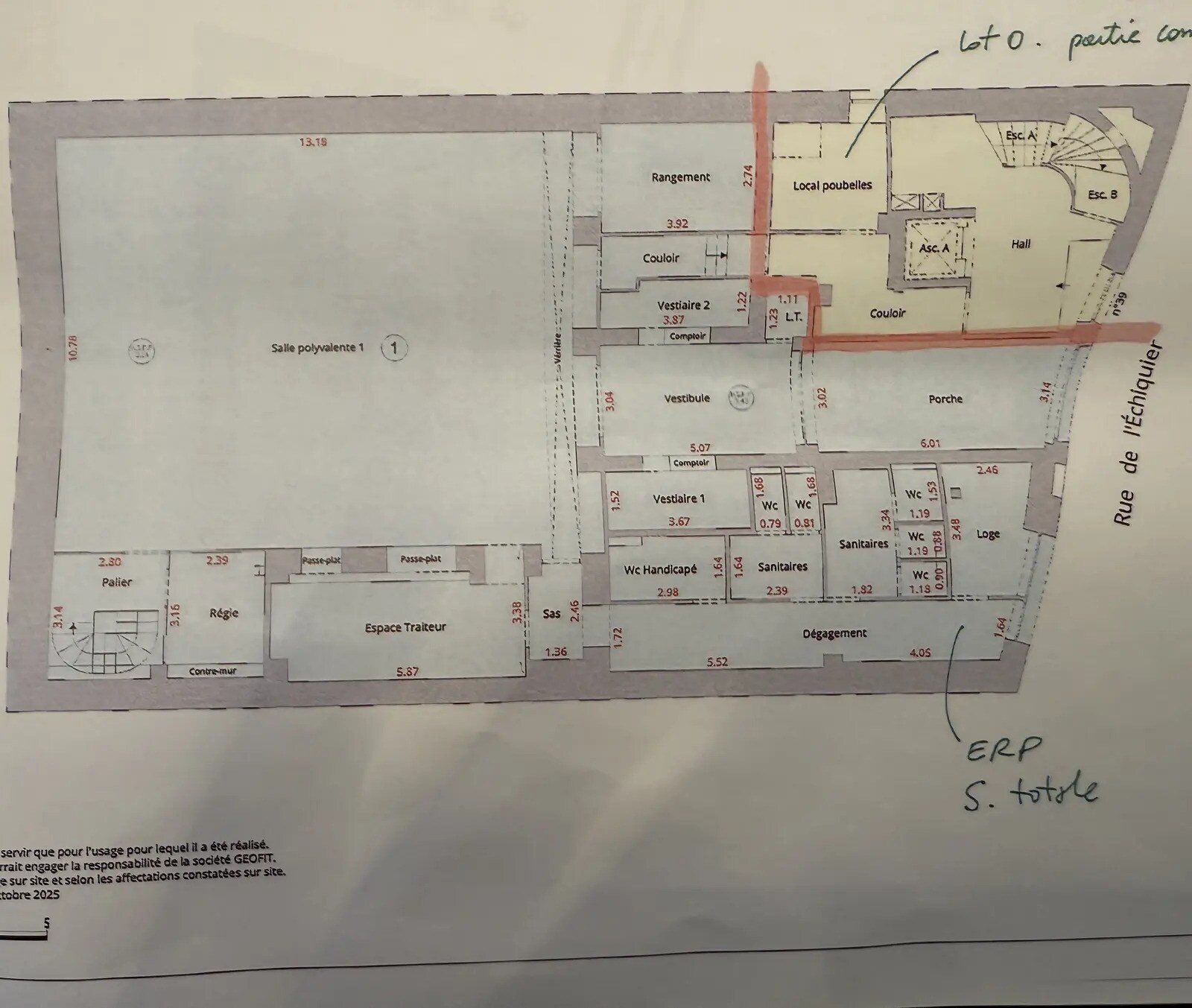 Flex dans Paris à louer Photo du bâtiment- Image 1 de 27